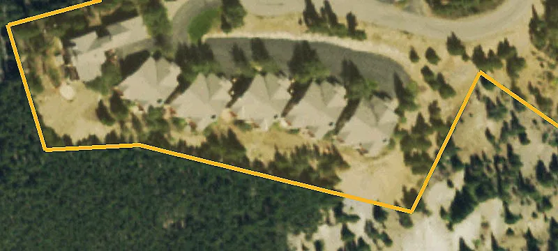 300 Peak 9th Rd
