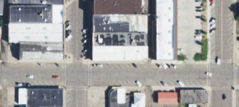 160 Adams St