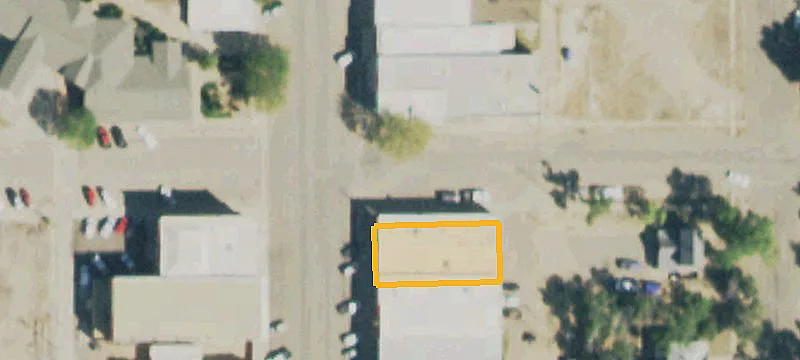 301 Main St