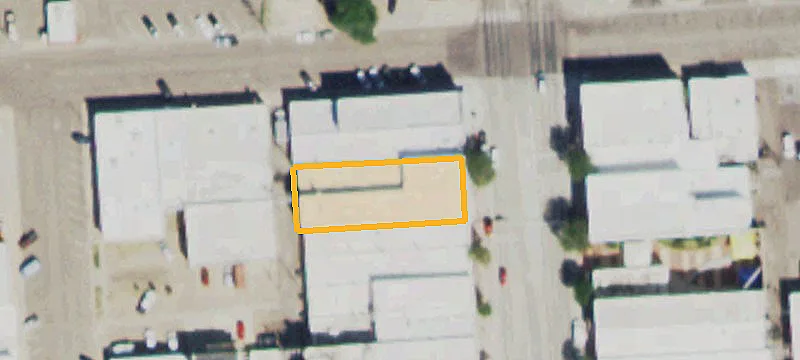 100 Main St