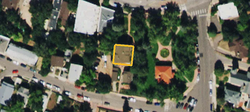 711 Manitou Ave