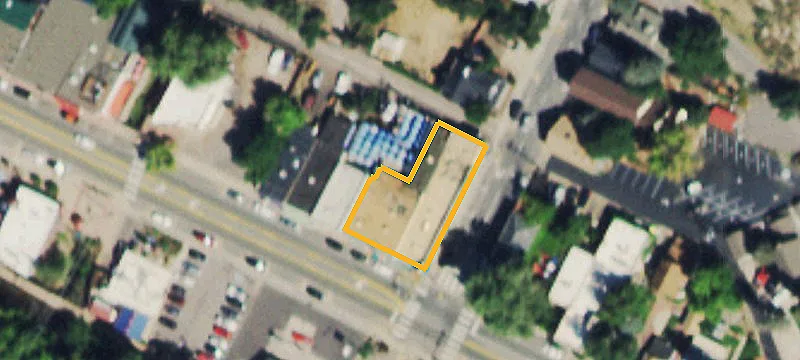 303 Bear Crk Ave