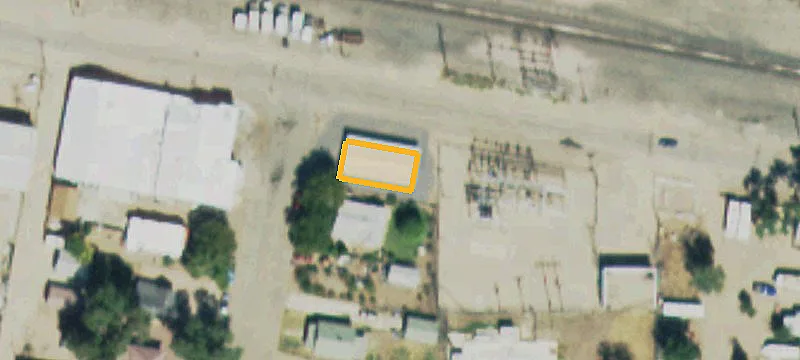 300 Santa Fe Ave