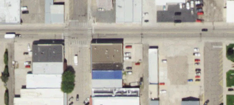 300 Main St