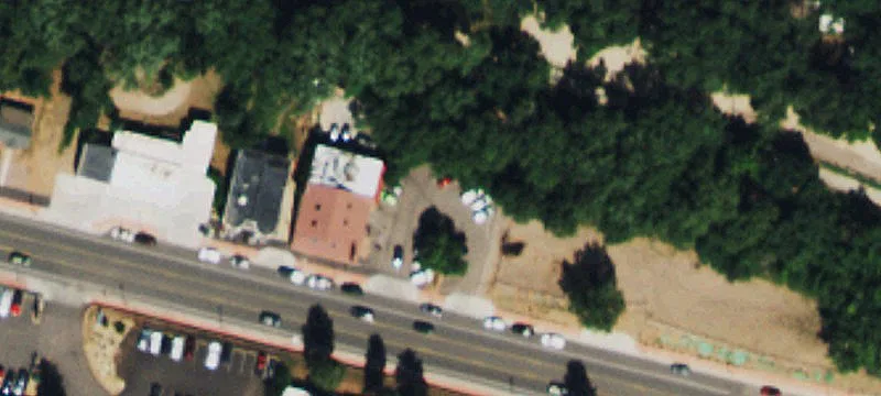 Manitou Ave