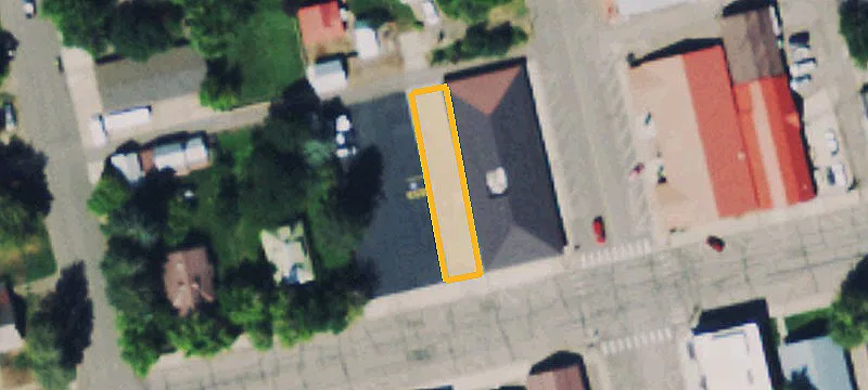 733 Main St