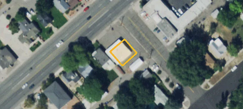 1144 Main St