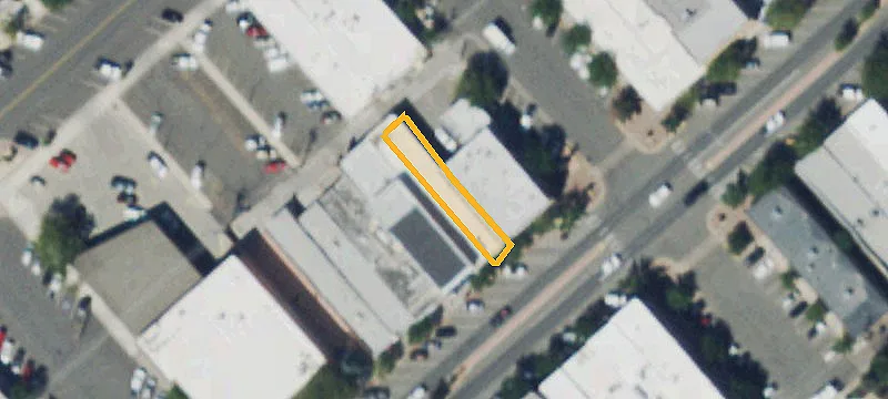 439 Main St
