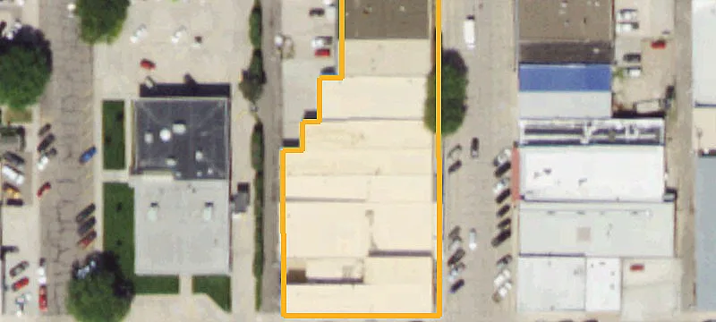 325 Main St