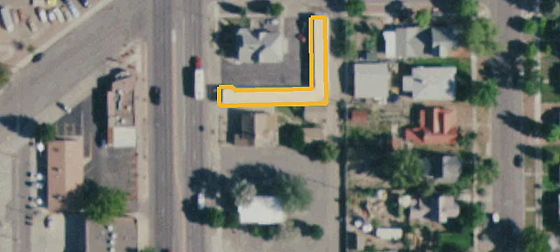 724 Main St