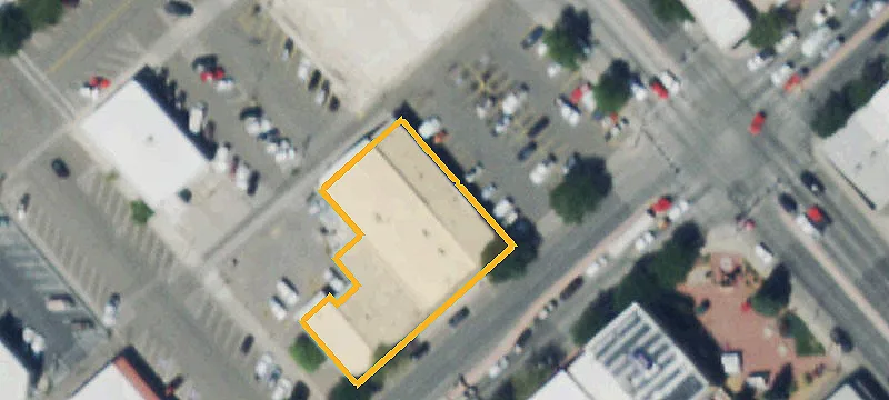 225 Main St