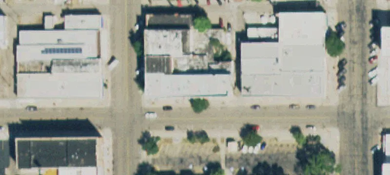 13 2nd St