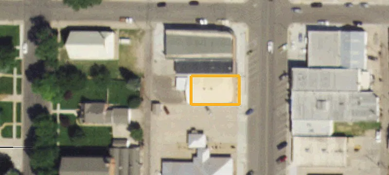 306 Main St