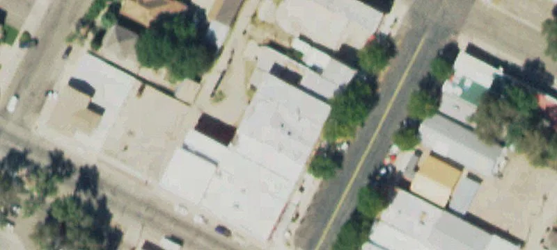 411 Main St
