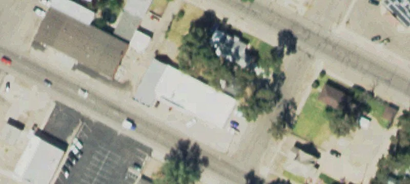 1009 Elm Ave