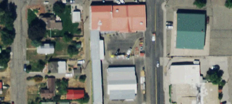 200 2nd St