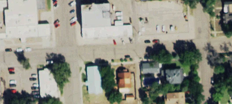 203 Oak St