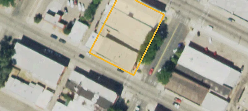 301 Main St