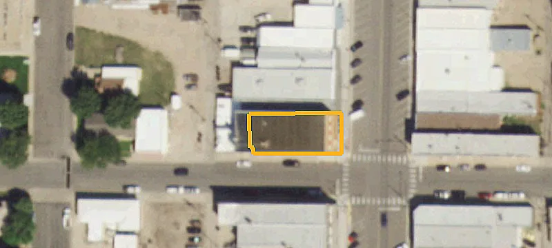 124 Main St