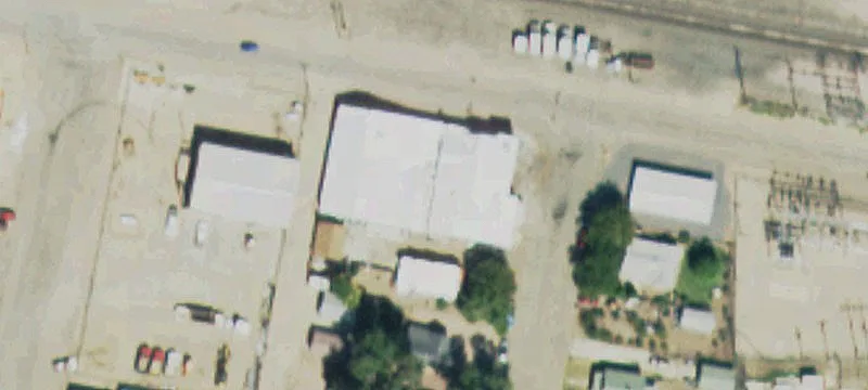 208 Santa Fe Ave