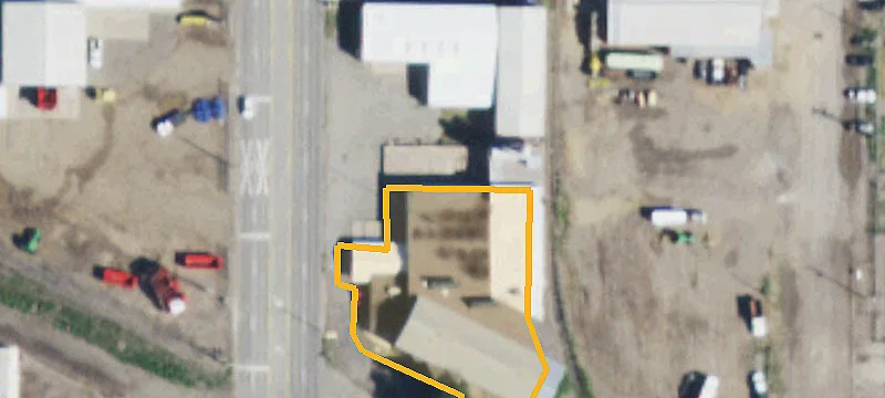 120 Broadway St