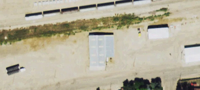 880 Railroad Ave