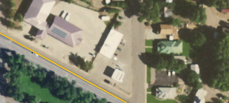 1537 Grande Ave