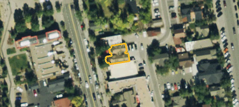 220 Main St