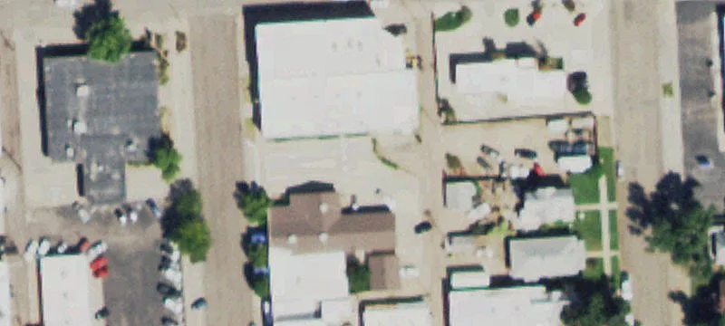 203 4th St