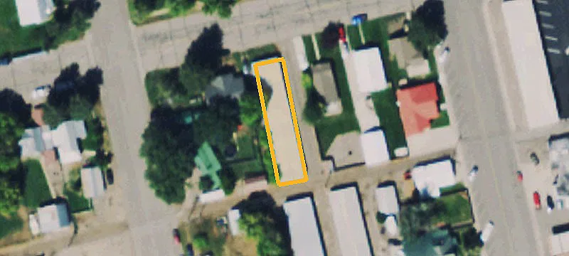 878 Main St