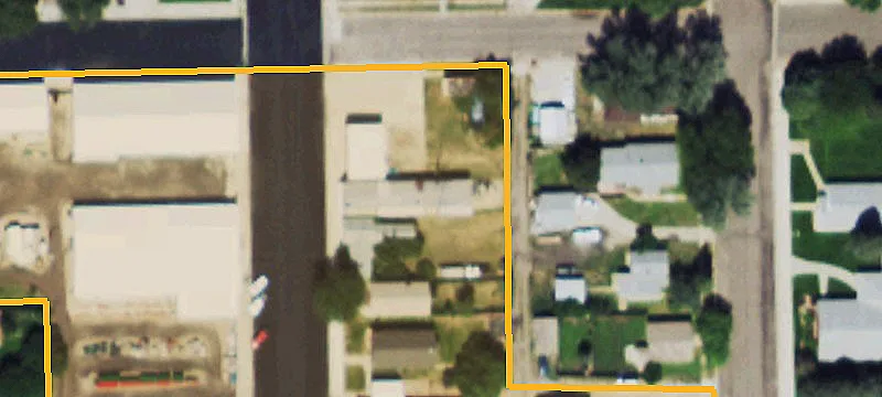 422 Main Ave