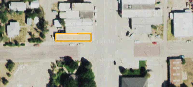 989 Main St