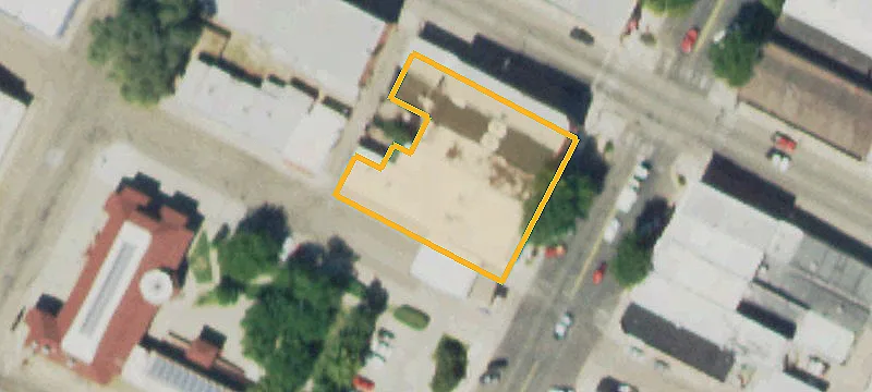 201 Main St