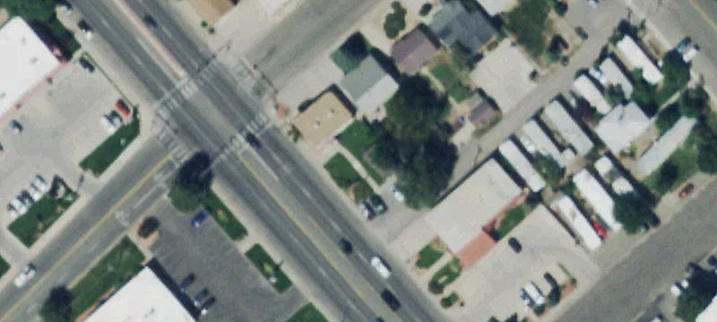 901 Townsend Ave