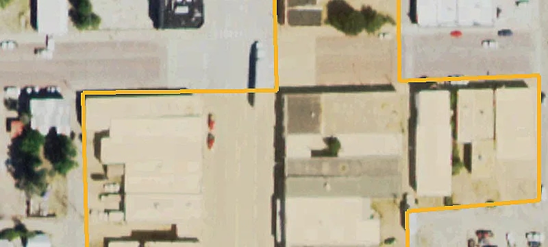 916 Main St