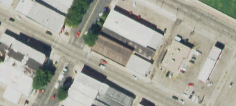 300 Main St