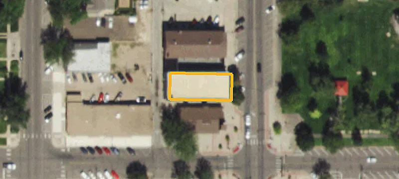 405 Main St