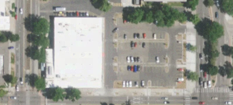 425 College Ave