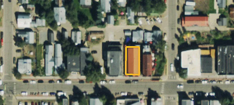 123 Elk Ave, Unit 2