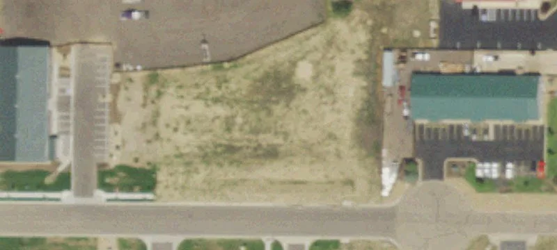 5721 Iris Pkwy