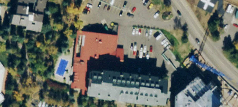 250 Frontage W Rd