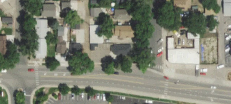 32 Rutherford Ave