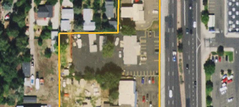 389 Wadsworth Blvd