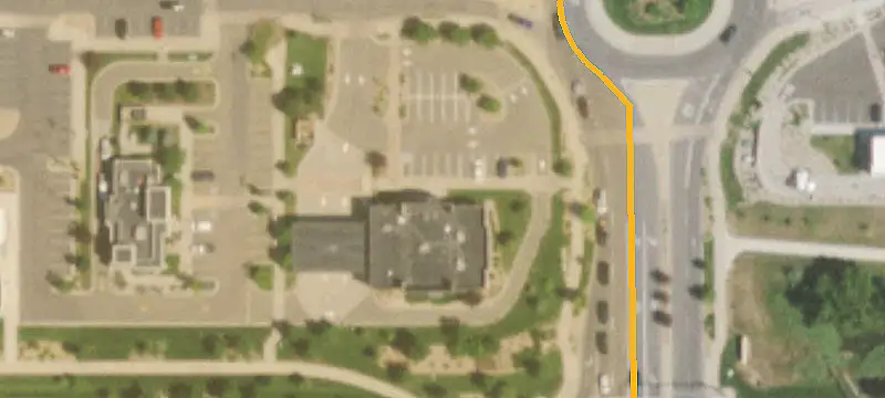10 Ken Pratt Blvd