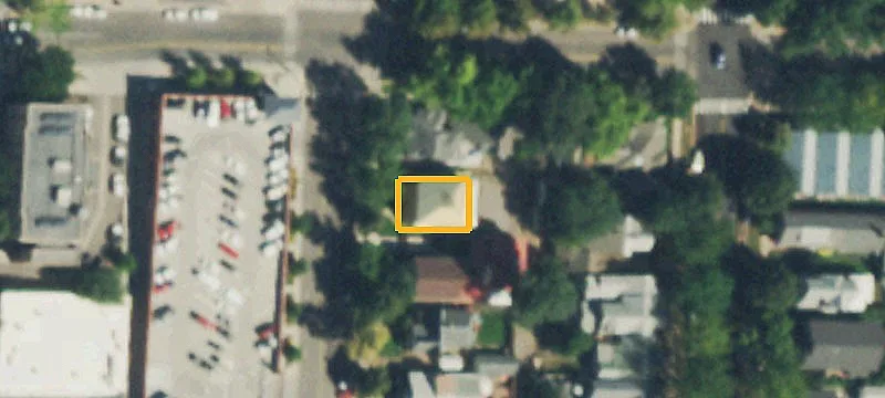 906 Cooper Ave