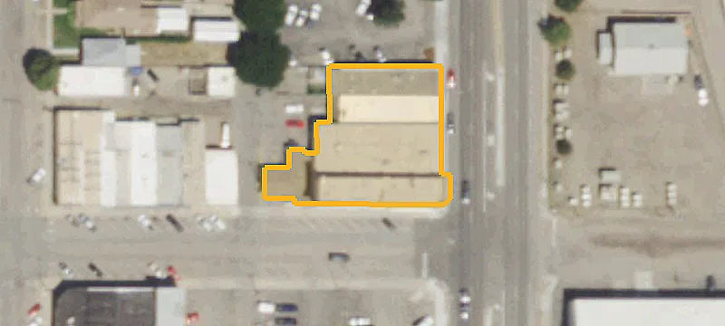 100 Oak Ave