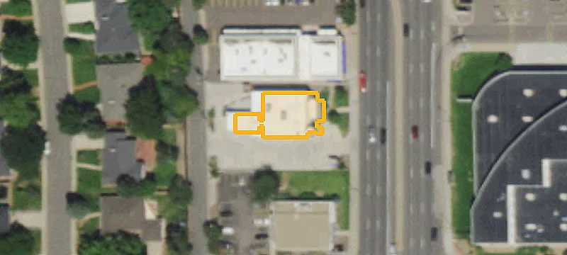 885 Colorado Blvd