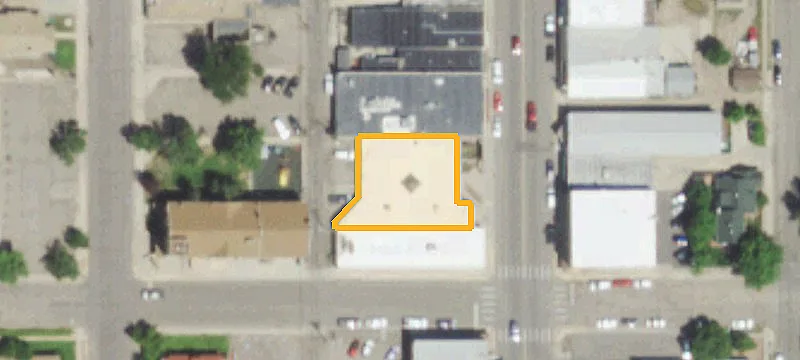 305 Denver Ave
