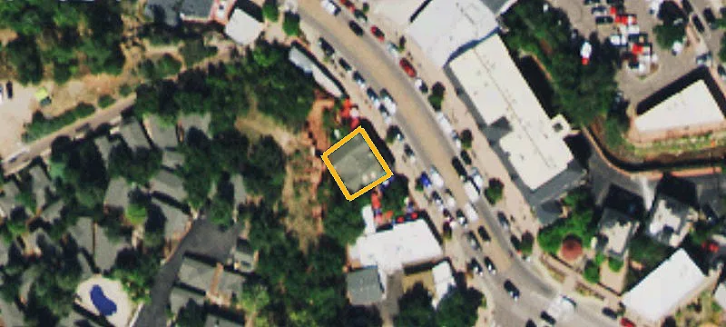 915 Manitou Ave