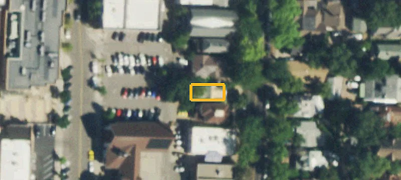 815 Blake Ave